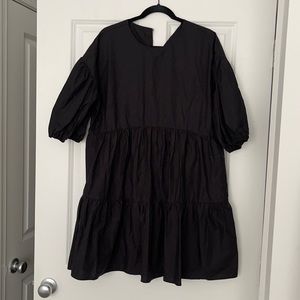 NEW WITH TAGS black flowy dress